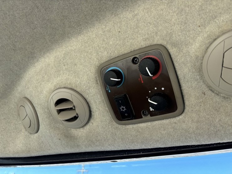 john-deere-4066r-image-41