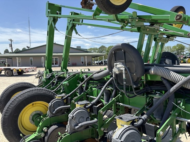 john-deere-s680-image-50