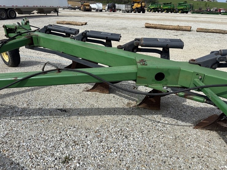 john-deere-3710-image-18