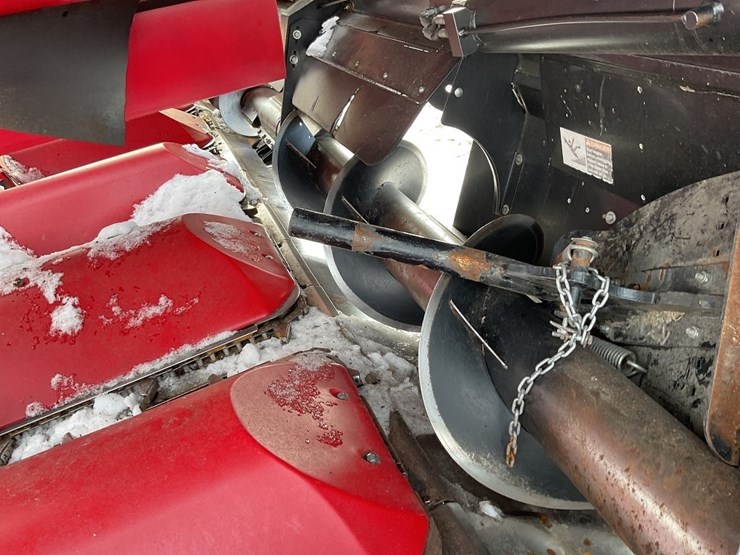 2015-harvestech-12-row-folding-corn-head-image-15