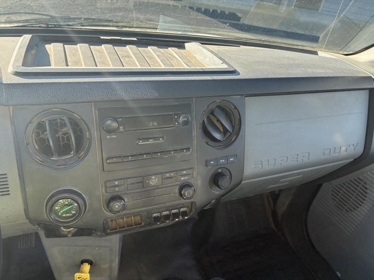 2015-ford-f750-image-10