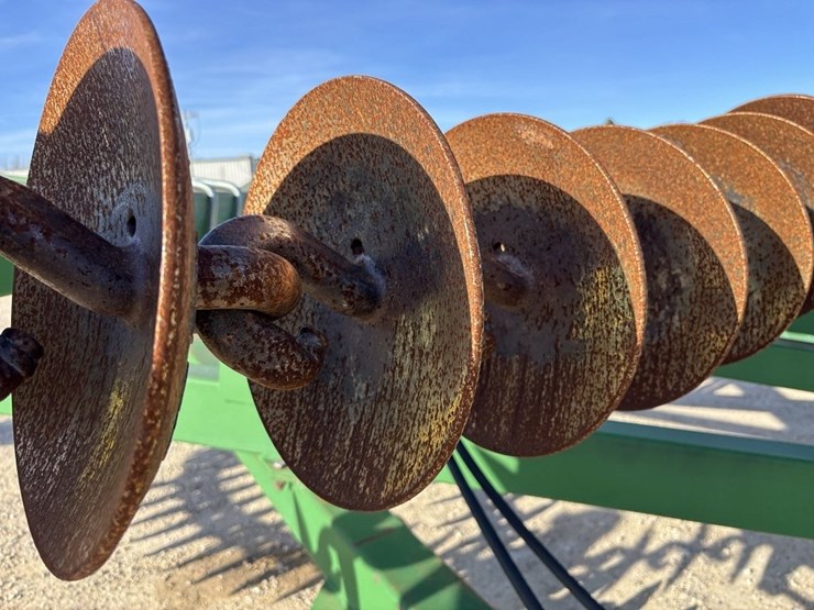 kelly-diamond-45'-harrow-image-33