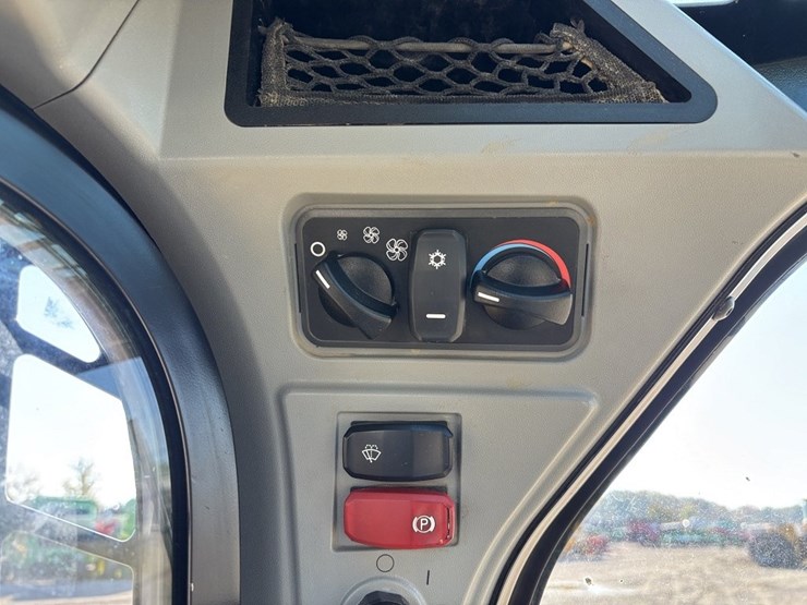 caterpillar-259d3-image-44