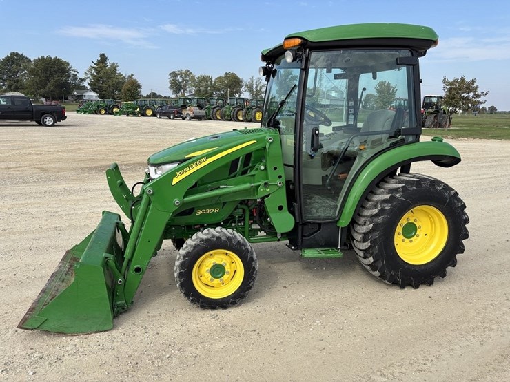 john-deere-3039r-image-2