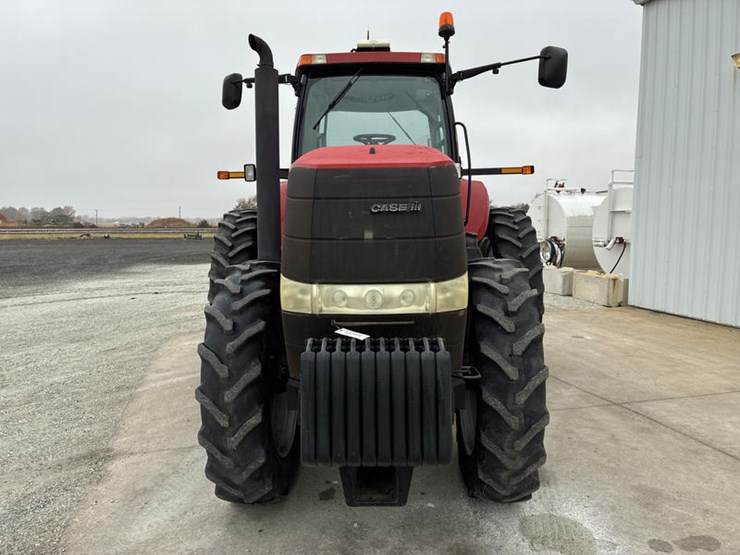 case-ih-magnum-245-image-13