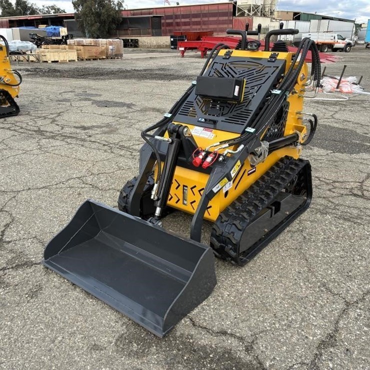 2025 SD LANCH SDLL60 Skid Steer