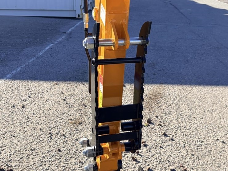 2025-vicsec-vc15-excavator-image-10