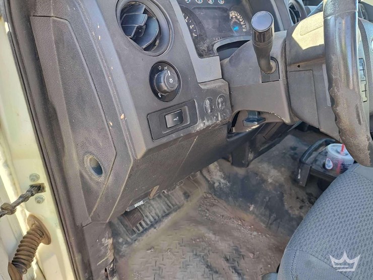 2013-ford-f150-image-18