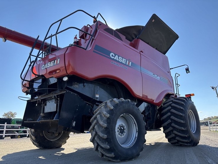 case-ih-6088-image-11