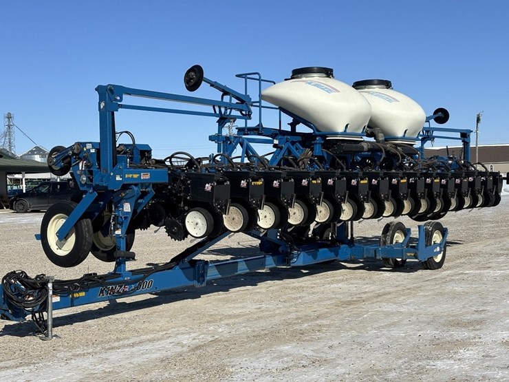 kinze-3600-image-1