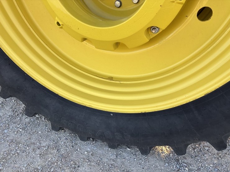 john-deere-8r-310-image-18