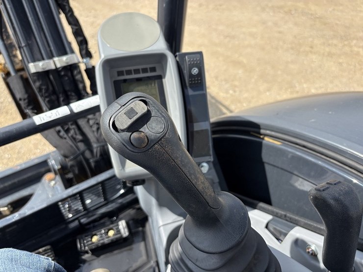 2024-john-deere-35p-mini-excavator-image-36