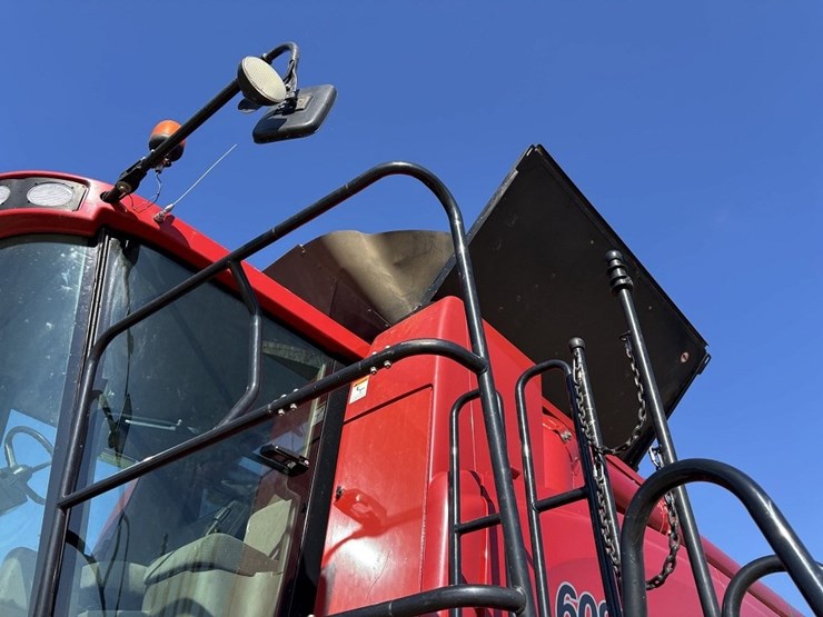 case-ih-6088-image-81