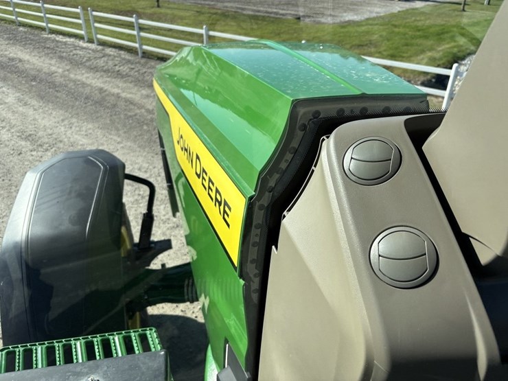 2022-john-deere-8r-280-image-45