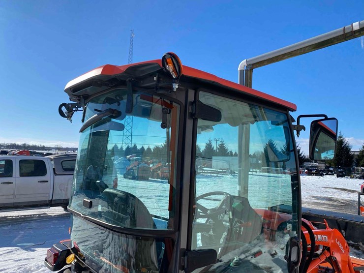 kubota-b3350hsdc-image-14