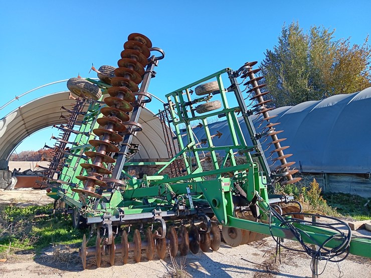 john-deere-726-image-1