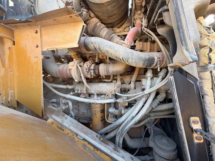 2018-caterpillar-980m-image-12