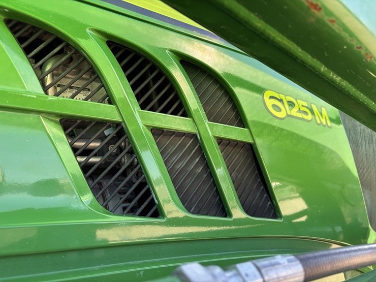 john-deere-6125m-image-15