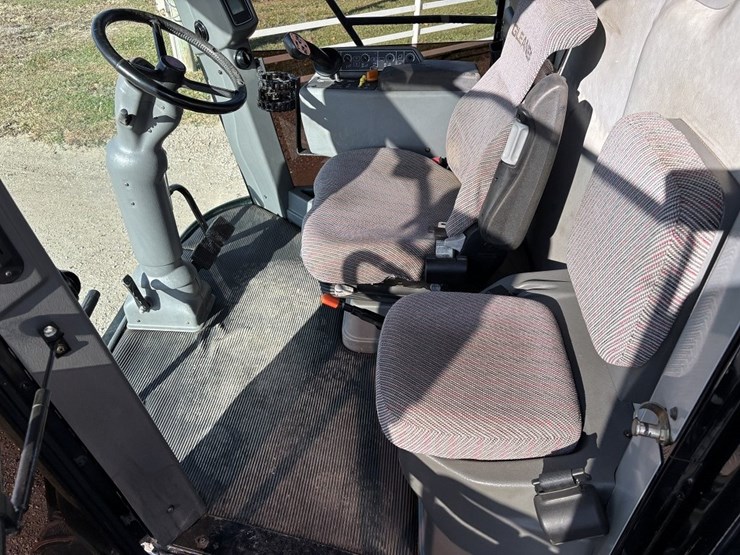 gleaner-r75-image-55