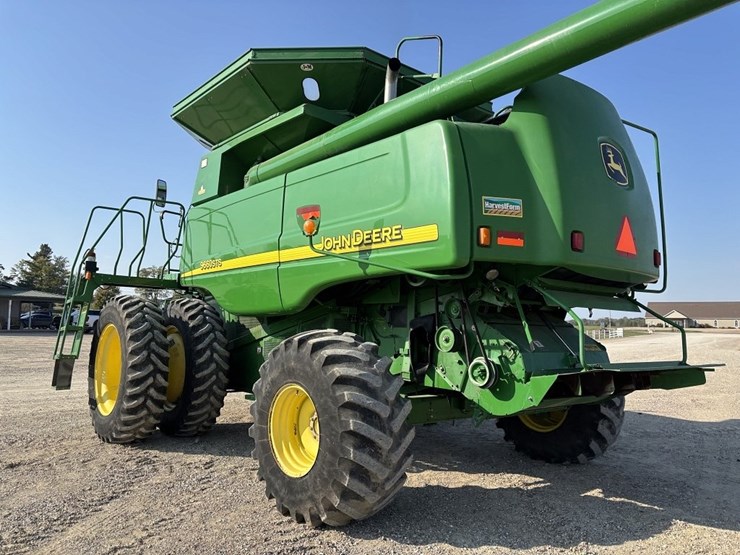 2003-john-deere-2-image-3