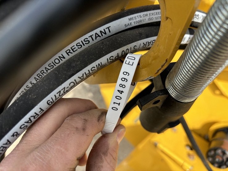 john-deere-637-image-47