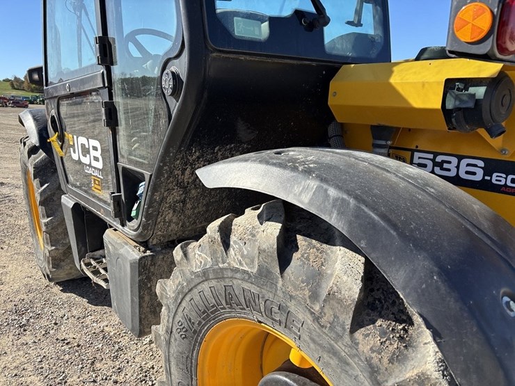 john-deere-6000-image-27