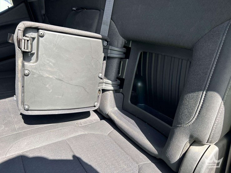 2021-chevrolet-silverado-1500-image-26