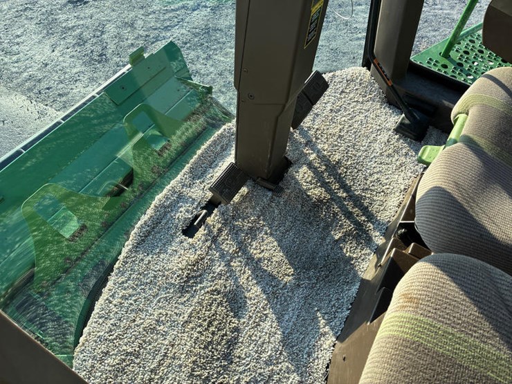 john-deere-9870-sts-image-101