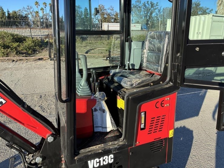 2025-miva-vc13c-excavator-image-16