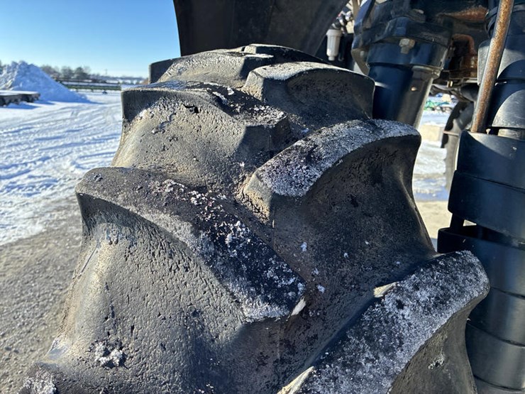 case-ih-patriot-3340-image-48