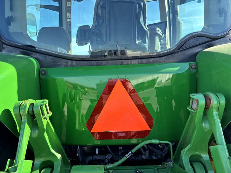 john-deere-8295r-image-26