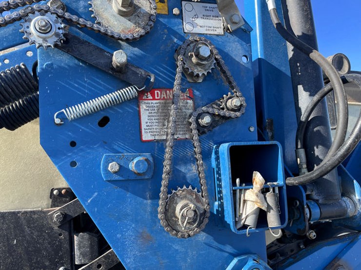 1998-kinze-2600-image-15