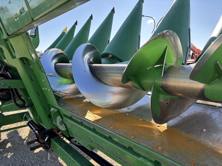 john-deere-c12f-image-20