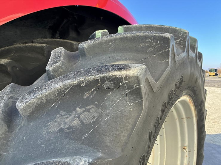 case-ih-magnum-305-image-70