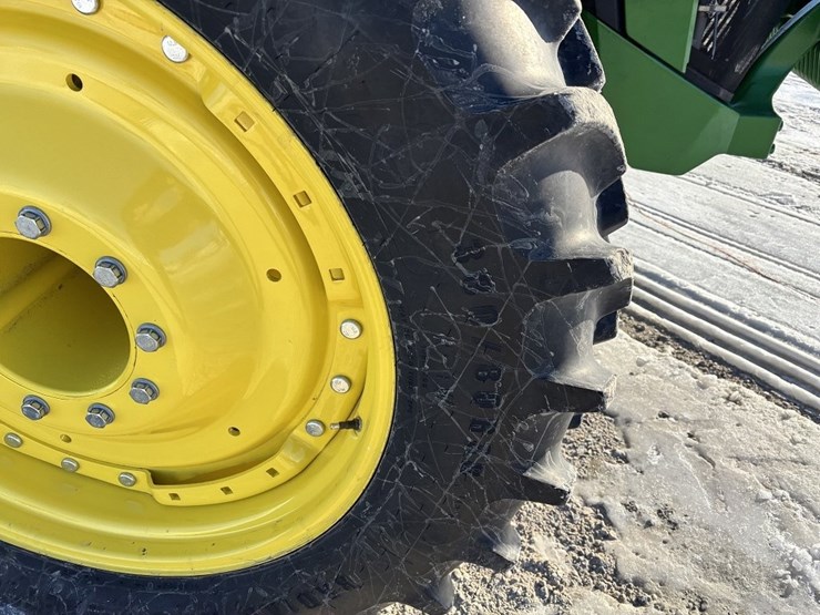 john-deere-8r-410-image-15