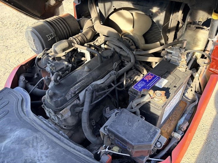 2005-toyota-2fgcu20-forklift-truck-image-9