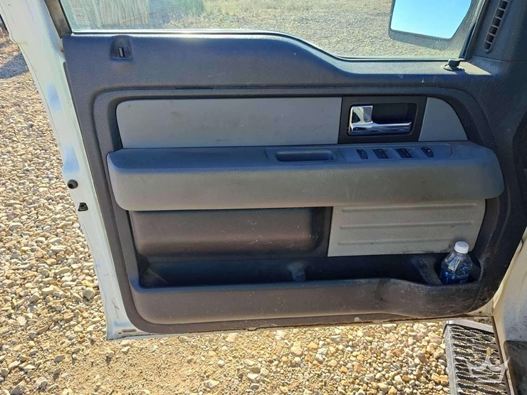 2013-ford-f150-image-17