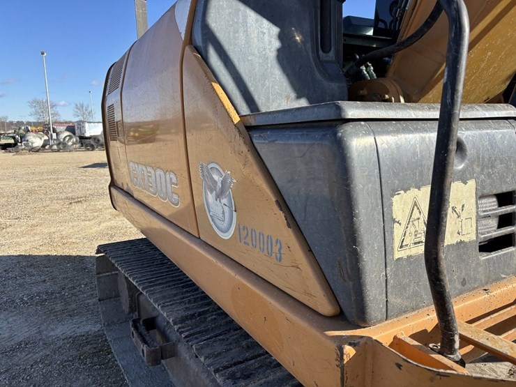 2014-case-cx130-image-13