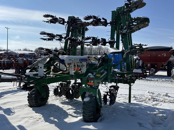 john-deere-3000-image-6