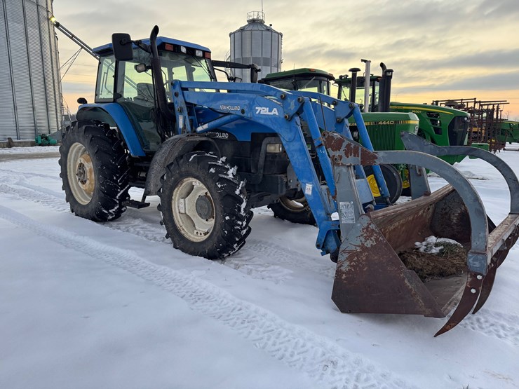 2002-new-holland-tm125-image-1