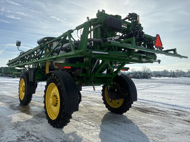 john-deere-r4038-image-8