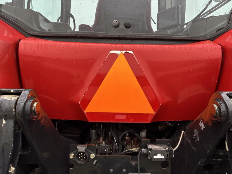 case-ih-magnum-245-image-24