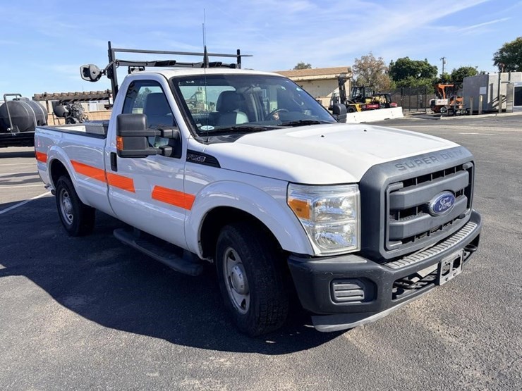 2014-ford-f250-image-2