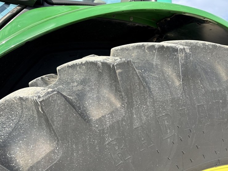 john-deere-7320-image-16