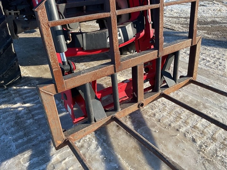 massey-ferguson-5613-image-9