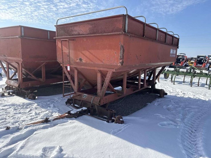 m&w-little-red-wagon-image-1