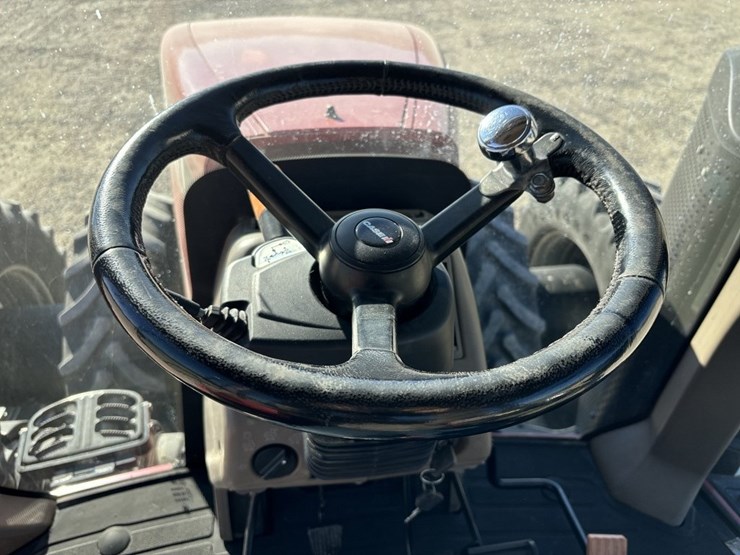 2014-case-ih-340-image-71