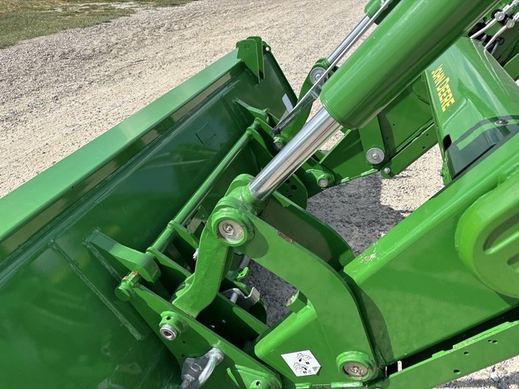 john-deere-6140m-image-40