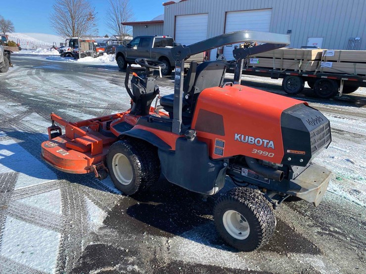 2016-kubota-f3990-image-3