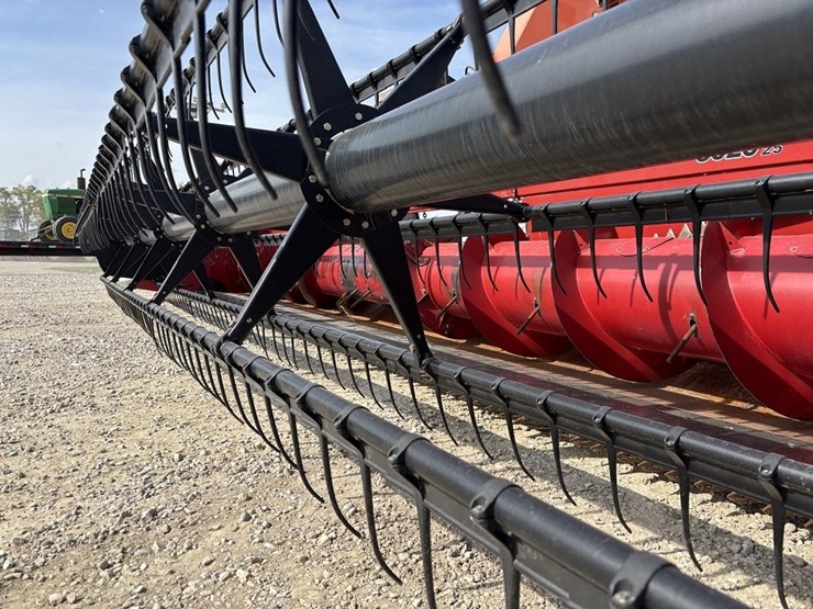 case-ih-3020-image-26